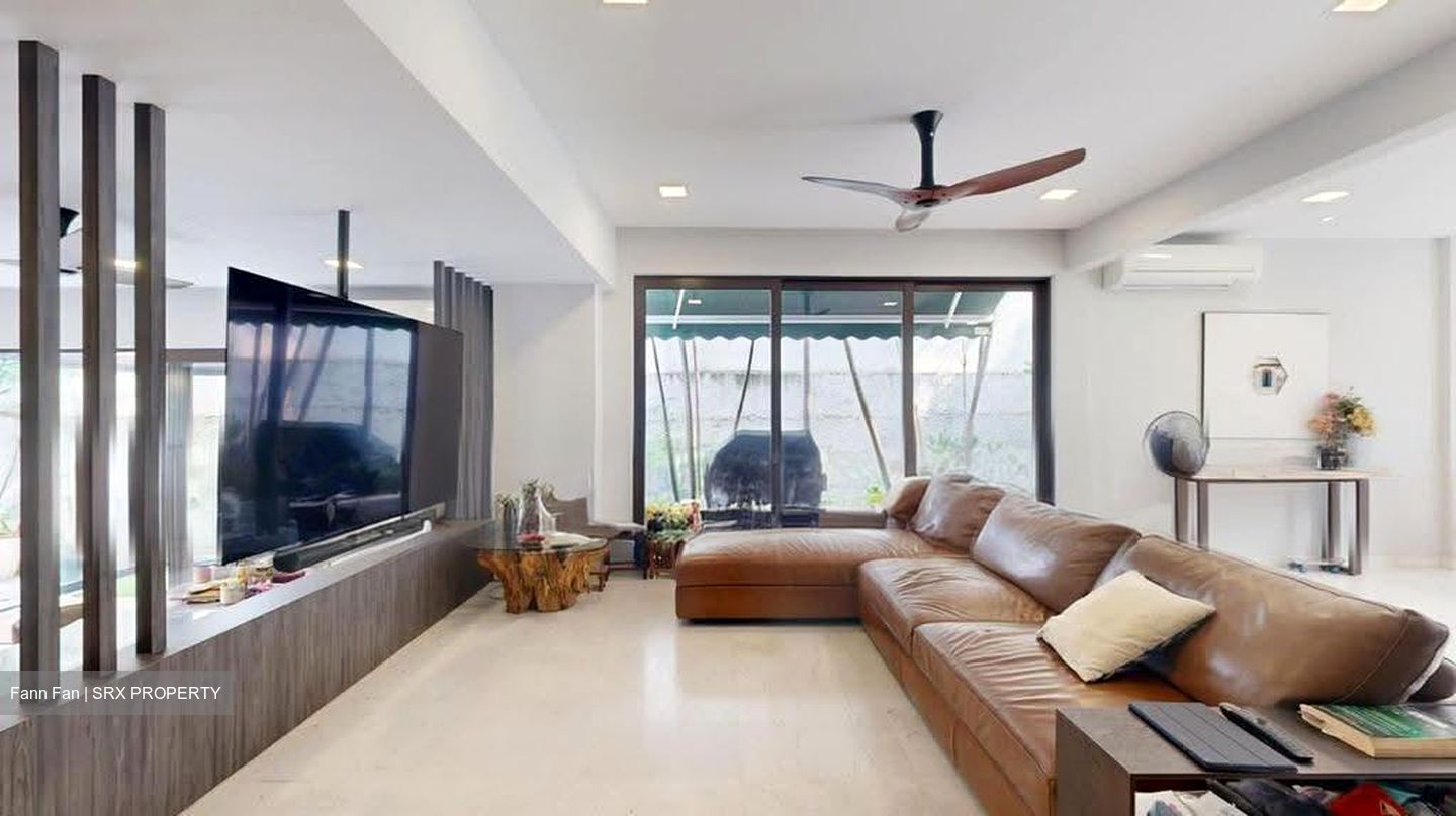 Paya Lebar Crescent (D19), Terrace #620660801